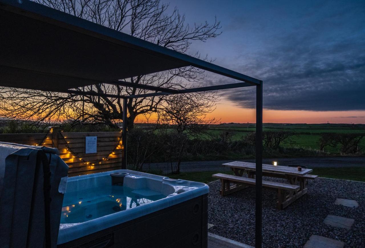 Causeway Country Pods Hotel Bushmills Exterior foto